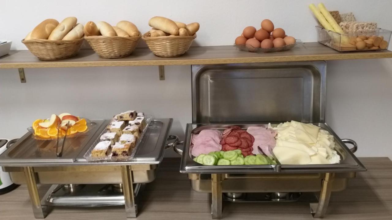 U Pohody Hotel Kovarska Bagian luar foto
