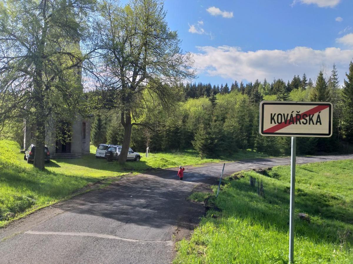 U Pohody Hotel Kovarska Bagian luar foto