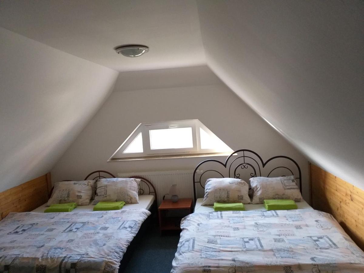 U Pohody Hotel Kovarska Bagian luar foto