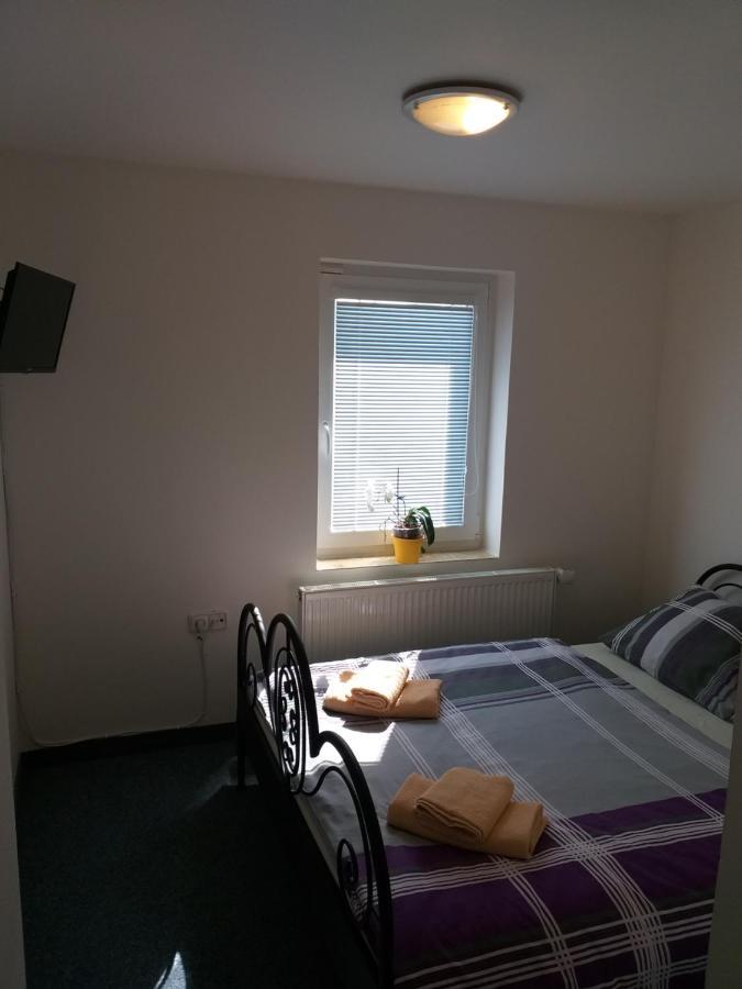 U Pohody Hotel Kovarska Bagian luar foto