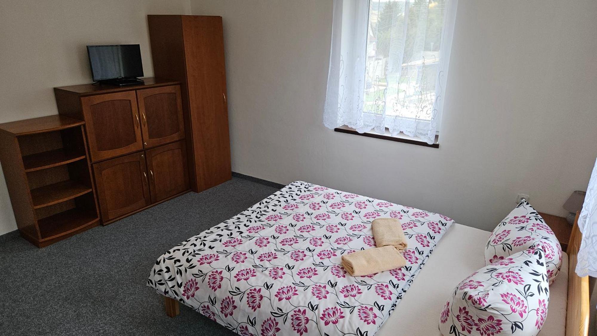 U Pohody Hotel Kovarska Bagian luar foto