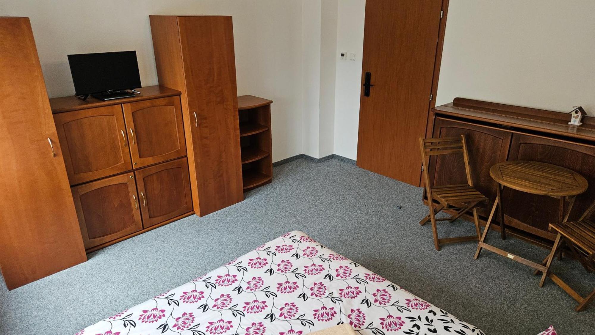 U Pohody Hotel Kovarska Bagian luar foto