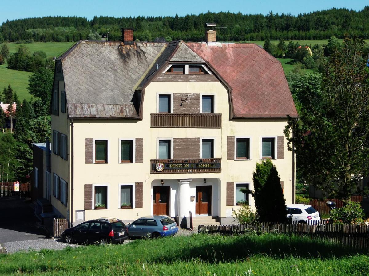 U Pohody Hotel Kovarska Bagian luar foto